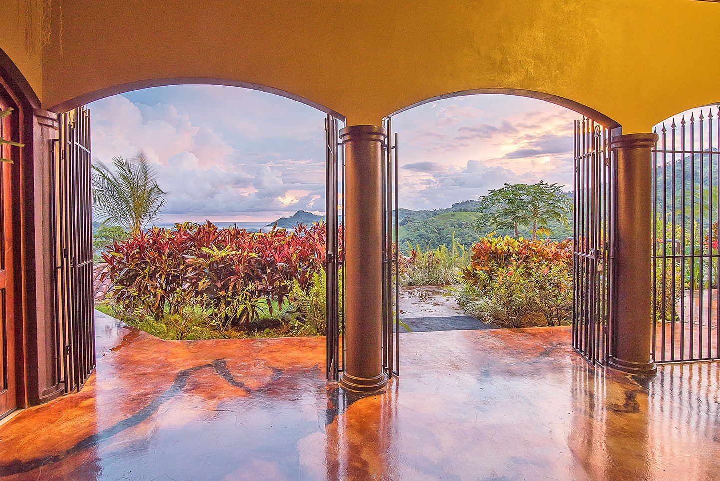 Castillo Del Sol - 7 Bedroom Ocean View Estate With 3 Pools And Private 