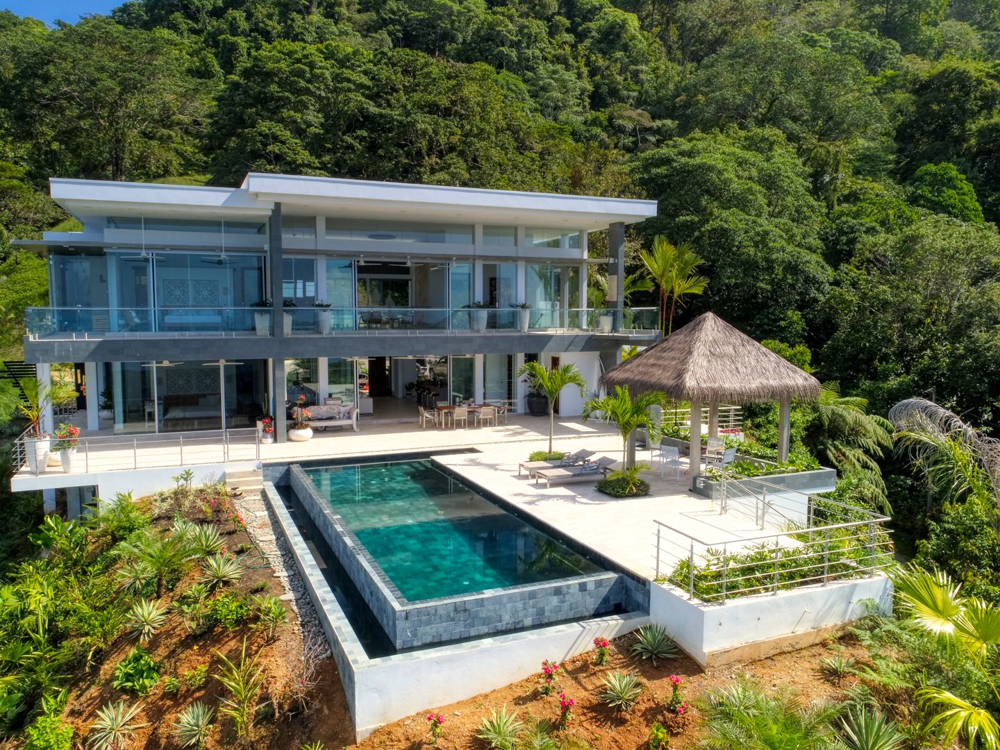 5-3-acres-4-bedroom-modern-luxury-ocean-view-home-with-pool