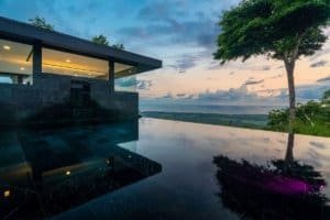 Modern Costa Rica home with panoramic ocean view and infinity pool.