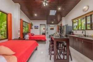 Turnkey 3-bedroom villa with pool and modern kitchen in Dominical, Costa Rica.